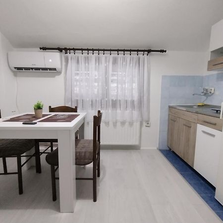 Ferienwohnung Apartman Dm Valjevo Zimmer foto